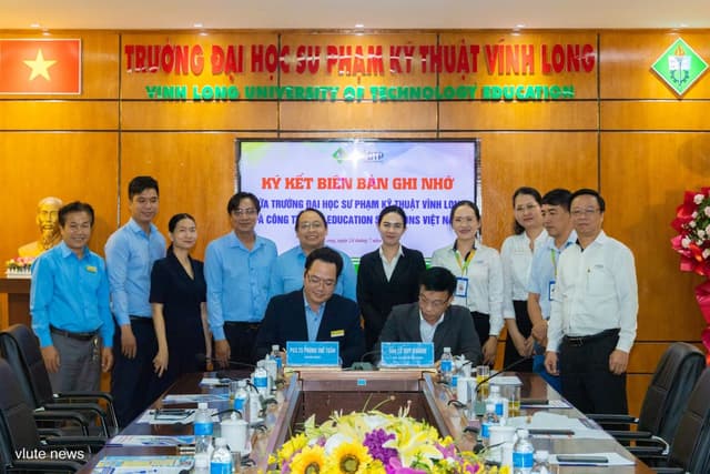 vlute-ky-ket-bien-ban-ghi-nho-hop-tac-voi-cong-ty-tnhh-dai-truong-phat-esvn-ve-chuyen-doi-so-ngoai-ngu-cho-sinh-vien